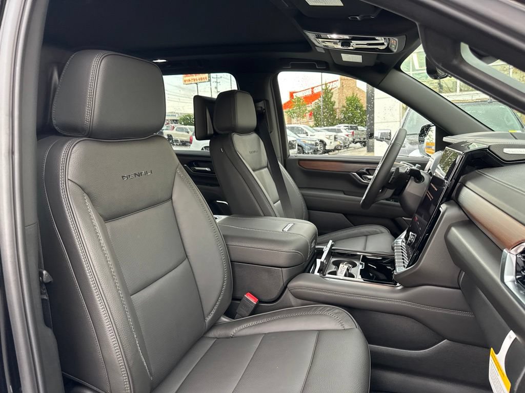 New 2026 GMC Yukon XL Denali w/ Advanced Technology Package AWD/4WD image 19