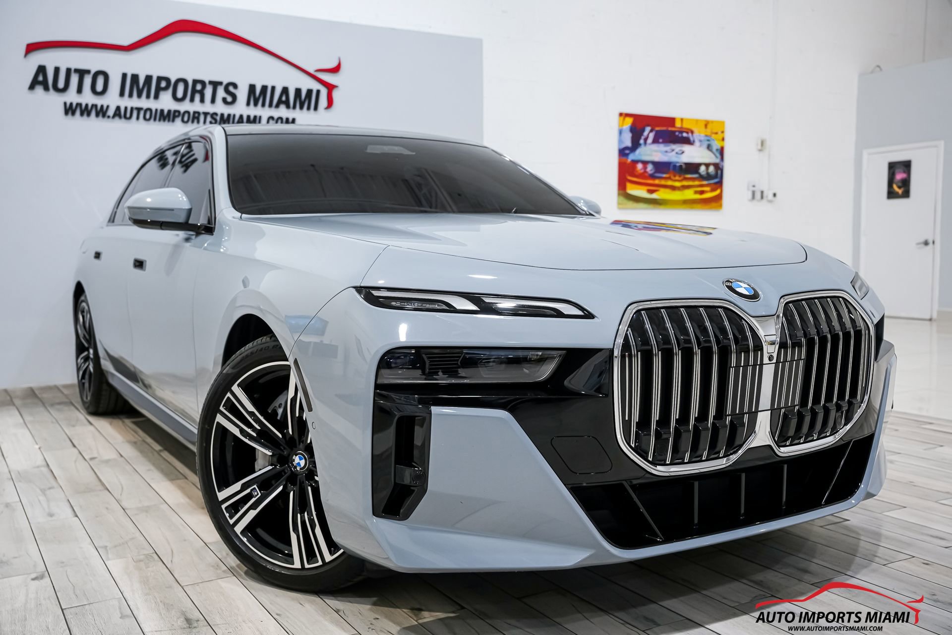 Used 2023 BMW 740i image 28