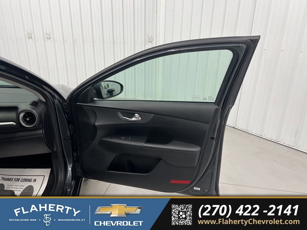 Used 2019 Kia Forte LXS image 14