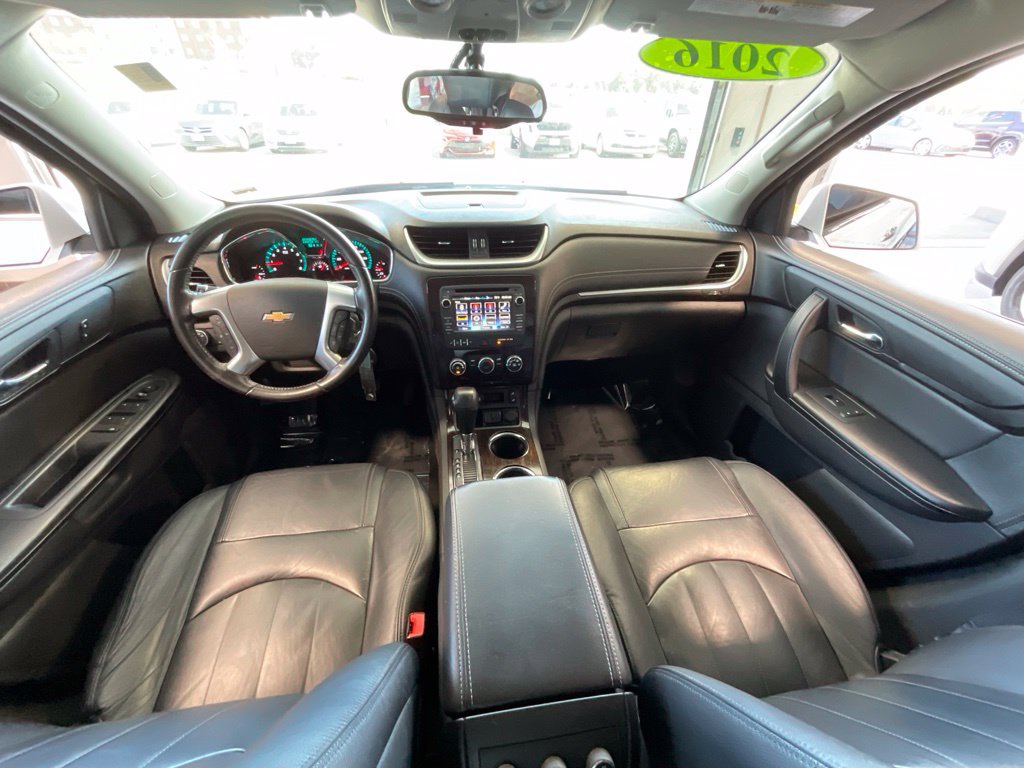 Used 2016 Chevrolet Traverse LT w/ Style and Technology Package AWD/4WD image 8