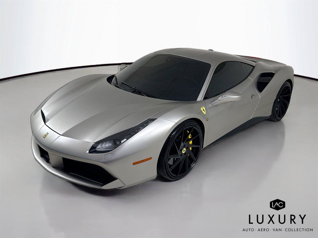 Used 2016 Ferrari 488 GTB RWD image 4