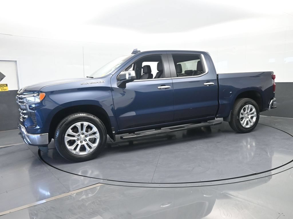 Used 2022 Chevrolet Silverado 1500 LTZ RWD image 2