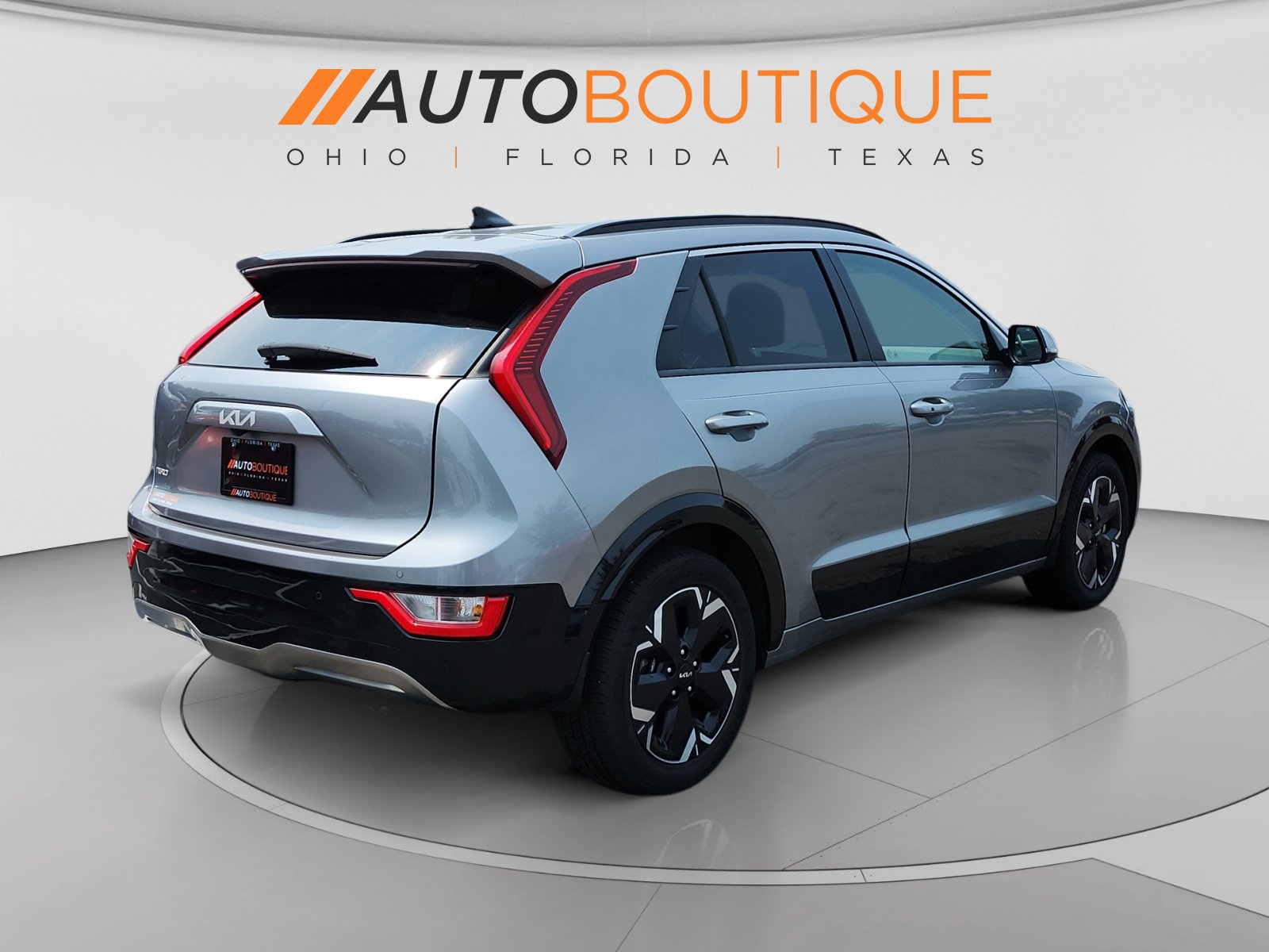 Used 2023 Kia Niro Wind w/ Wind Preserve Package FWD image 5