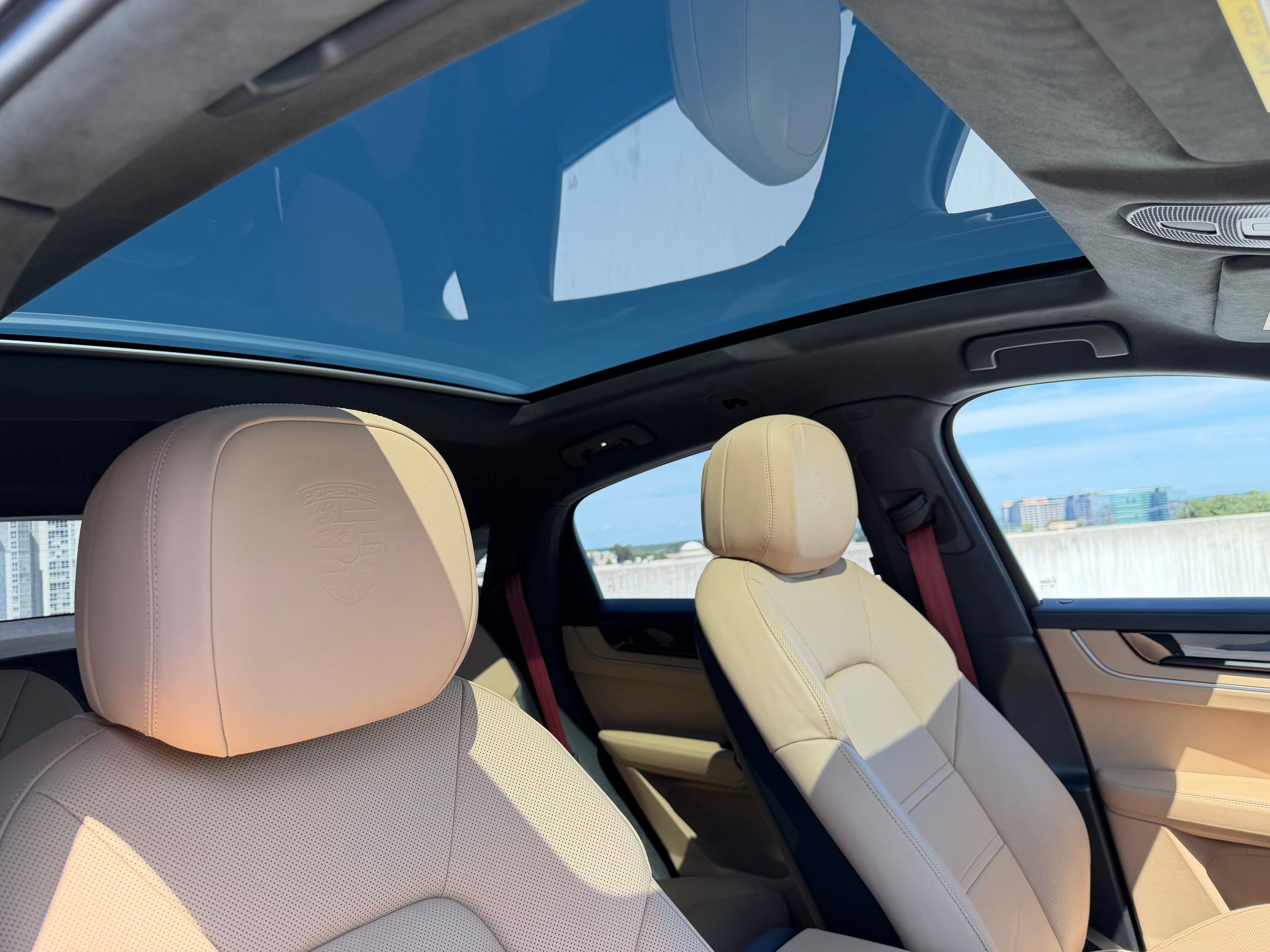 Certified 2024 Porsche Cayenne S AWD/4WD image 21