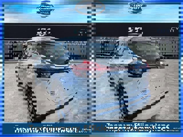 Certified 2021 Nissan Kicks S image 5