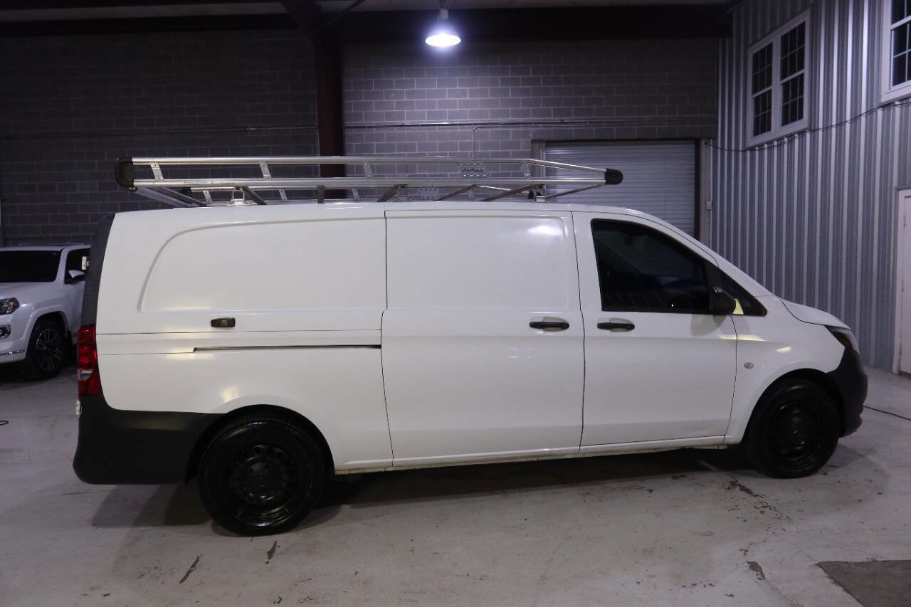 Used 2021 Mercedes-Benz Metris image 6