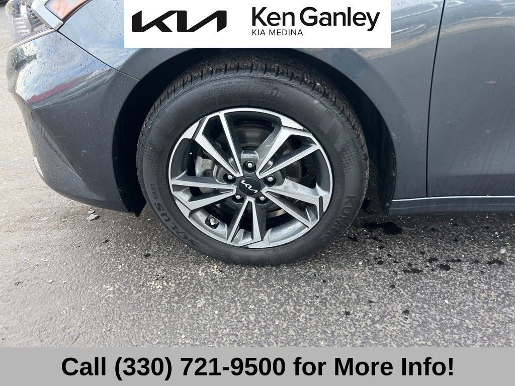 Certified 2023 Kia Forte LXS w/ LXS Technology Package image 17