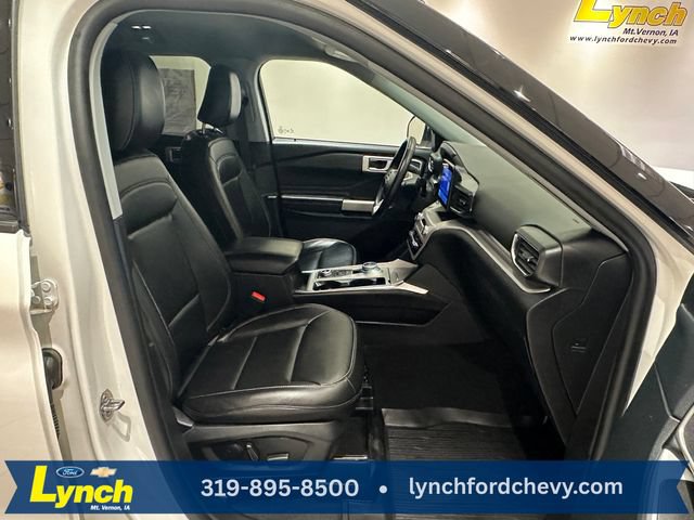 Certified 2024 Ford Explorer XLT w/ Equipment Group 202A AWD/4WD image 7