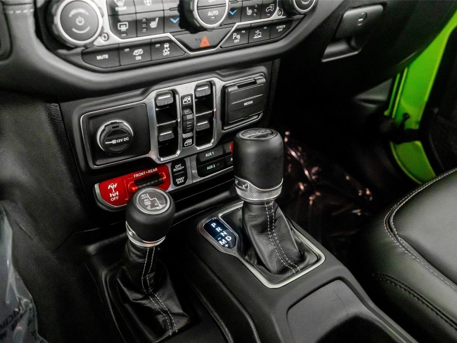 Used 2025 Jeep Wrangler Unlimited Rubicon 392 AWD/4WD image 40