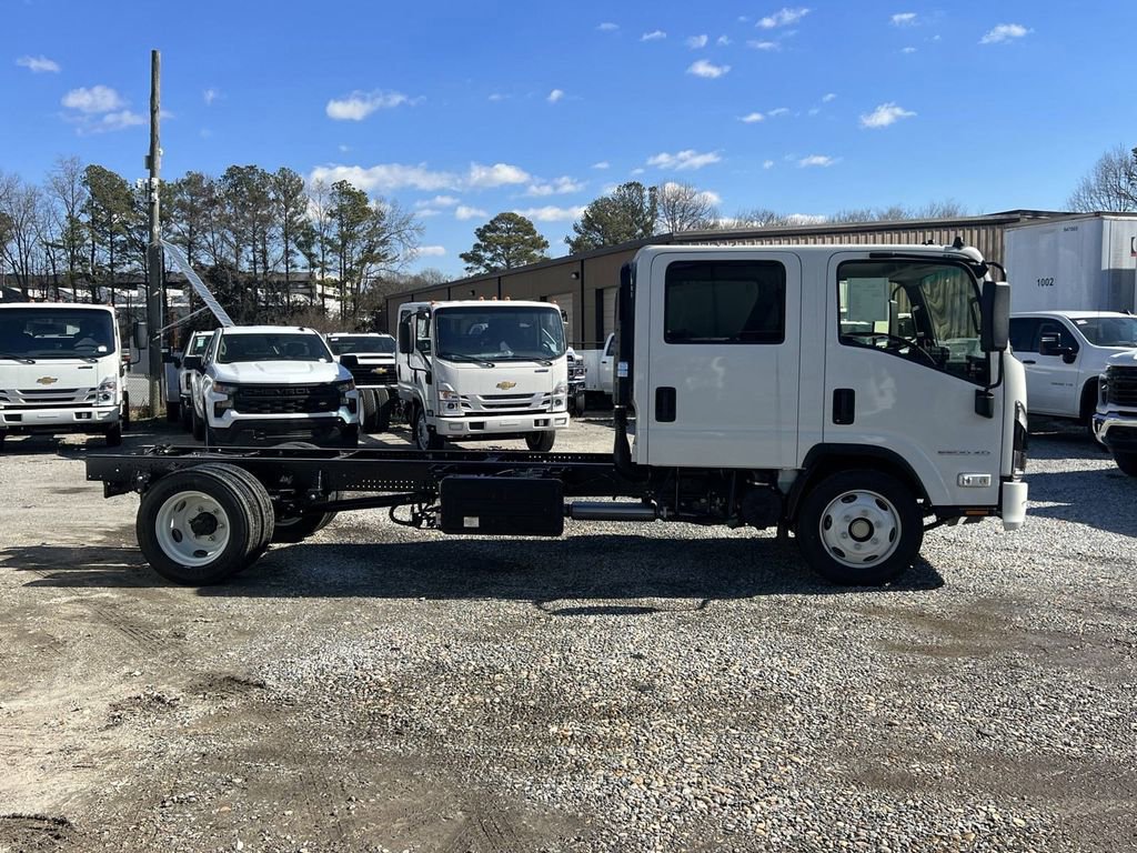 New 2025 Chevrolet Low Cab Forward 5500XD image 3