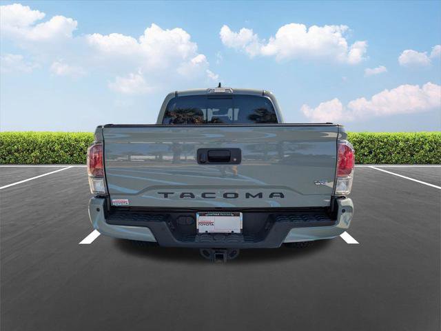 Certified 2022 Toyota Tacoma TRD Sport w/ TRD Premium Sport Package AWD/4WD image 6