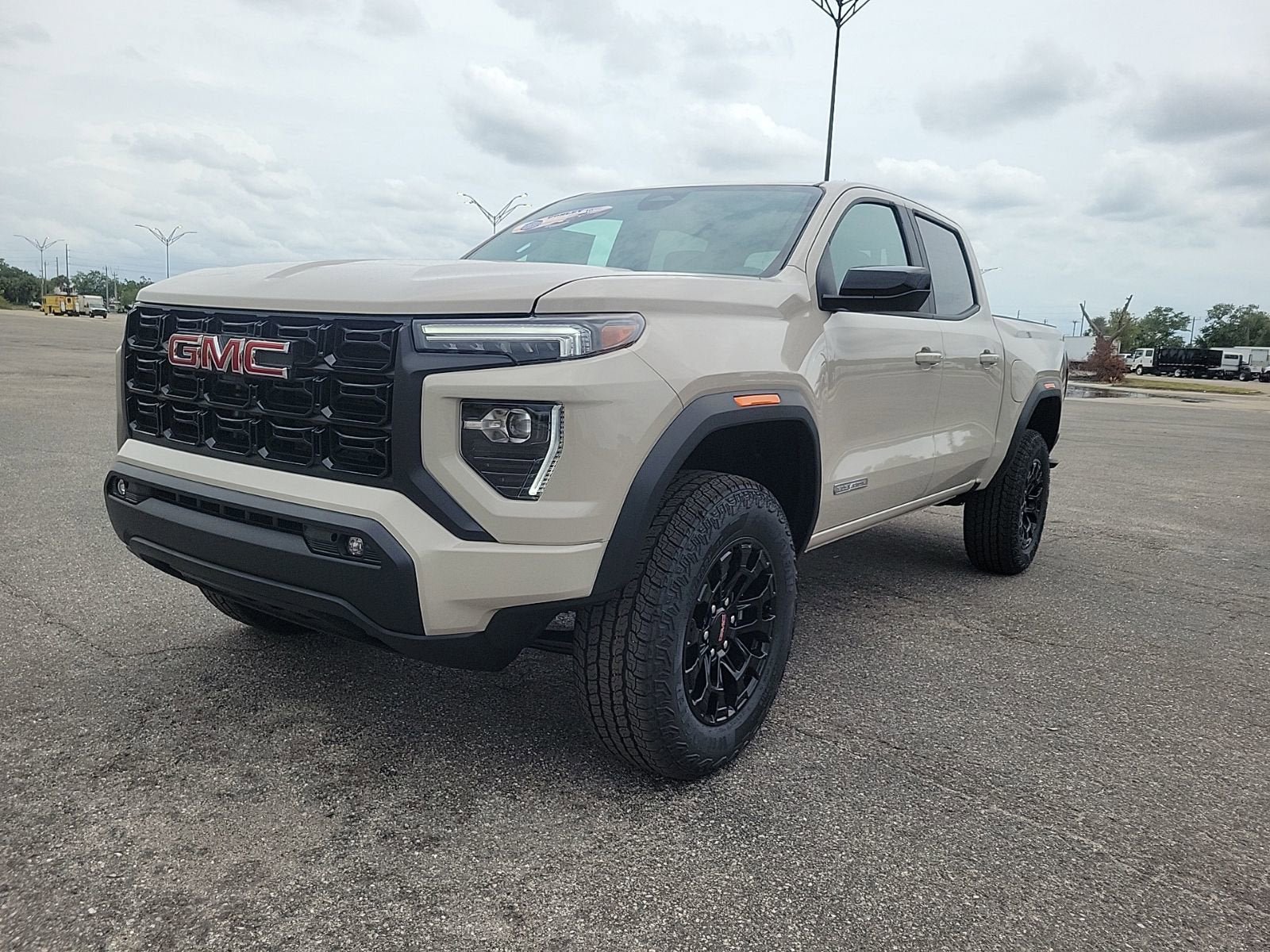 New 2026 GMC Canyon Elevation w/ Convenience Package RWD image 2