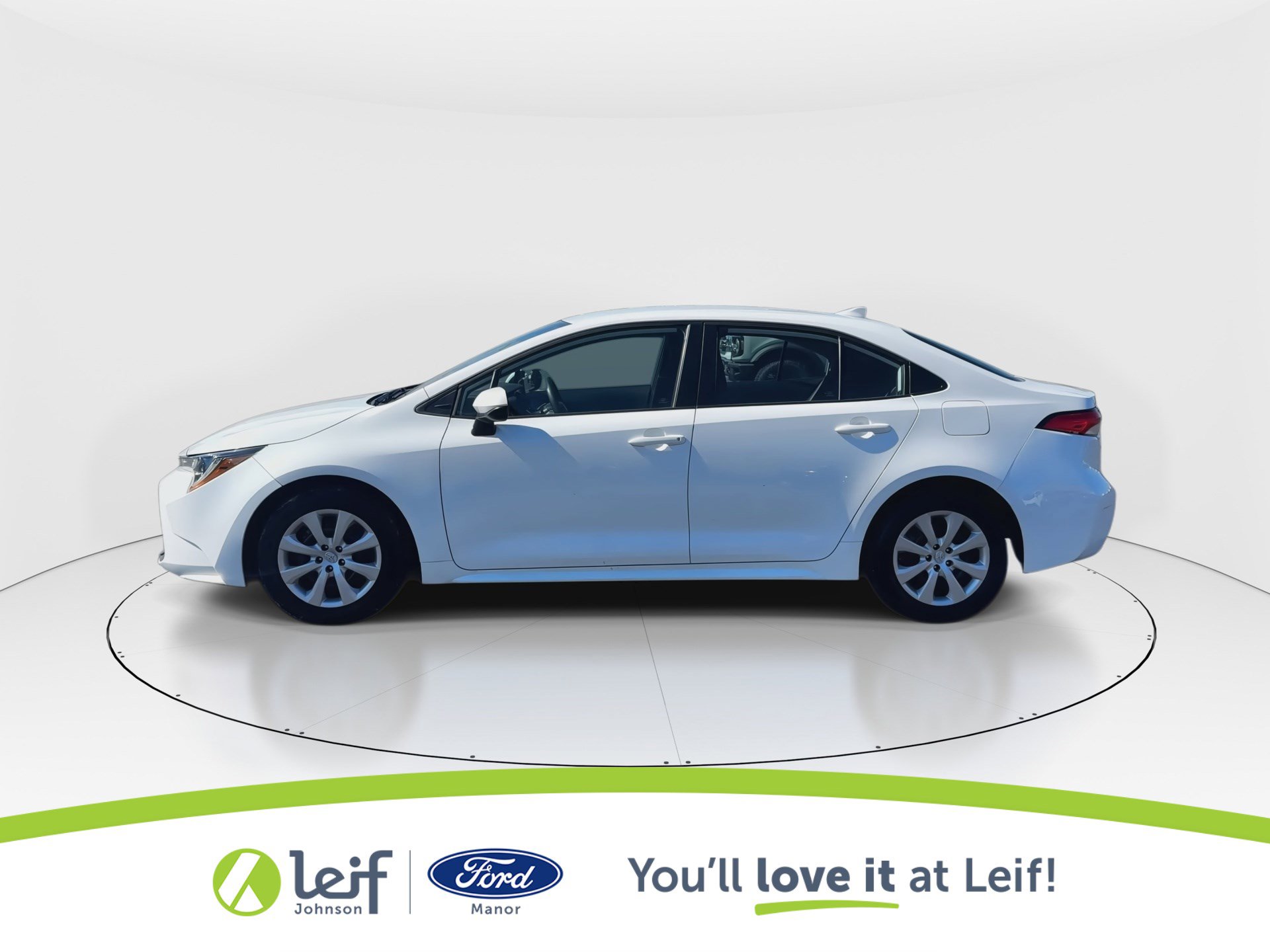 Used 2024 Toyota Corolla LE image 5