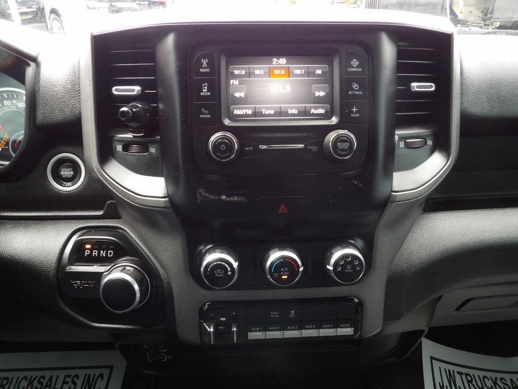 Used 2022 RAM 2500 Tradesman RWD image 23