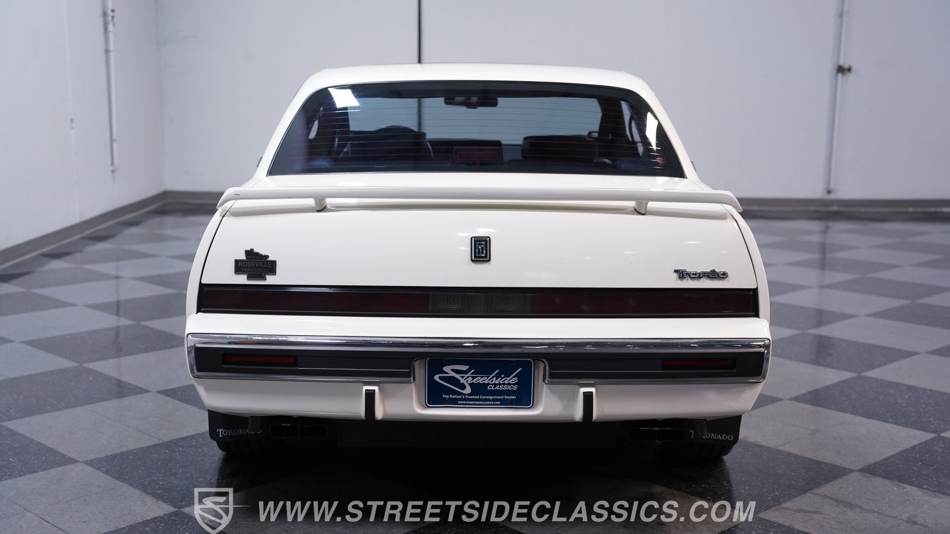 Used 1989 Oldsmobile Toronado Trofeo image 10