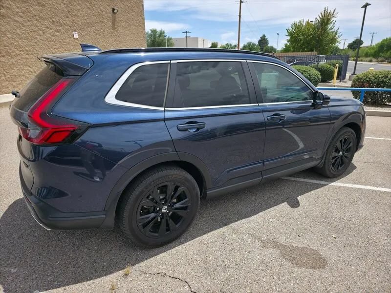 Used 2023 Honda CR-V Sport Touring image 7