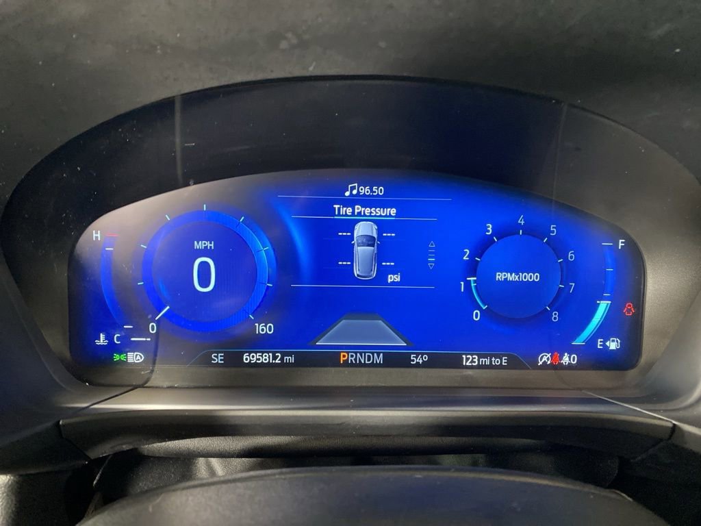 Used 2020 Ford Escape Titanium AWD/4WD image 13