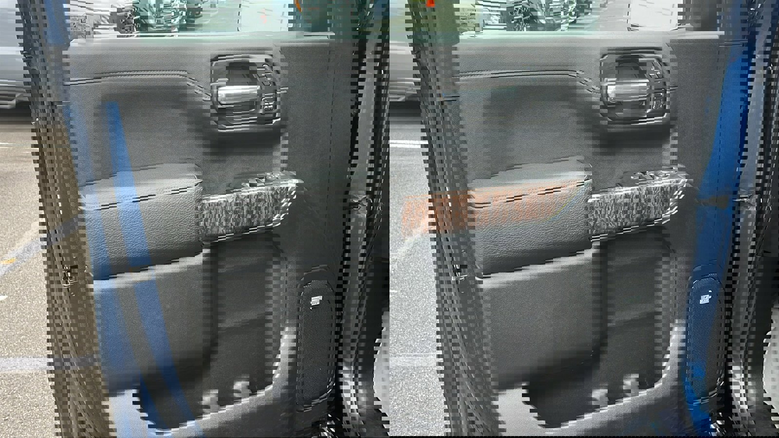 Used 2019 GMC Sierra 1500 Denali w/ Denali Ultimate Package image 9