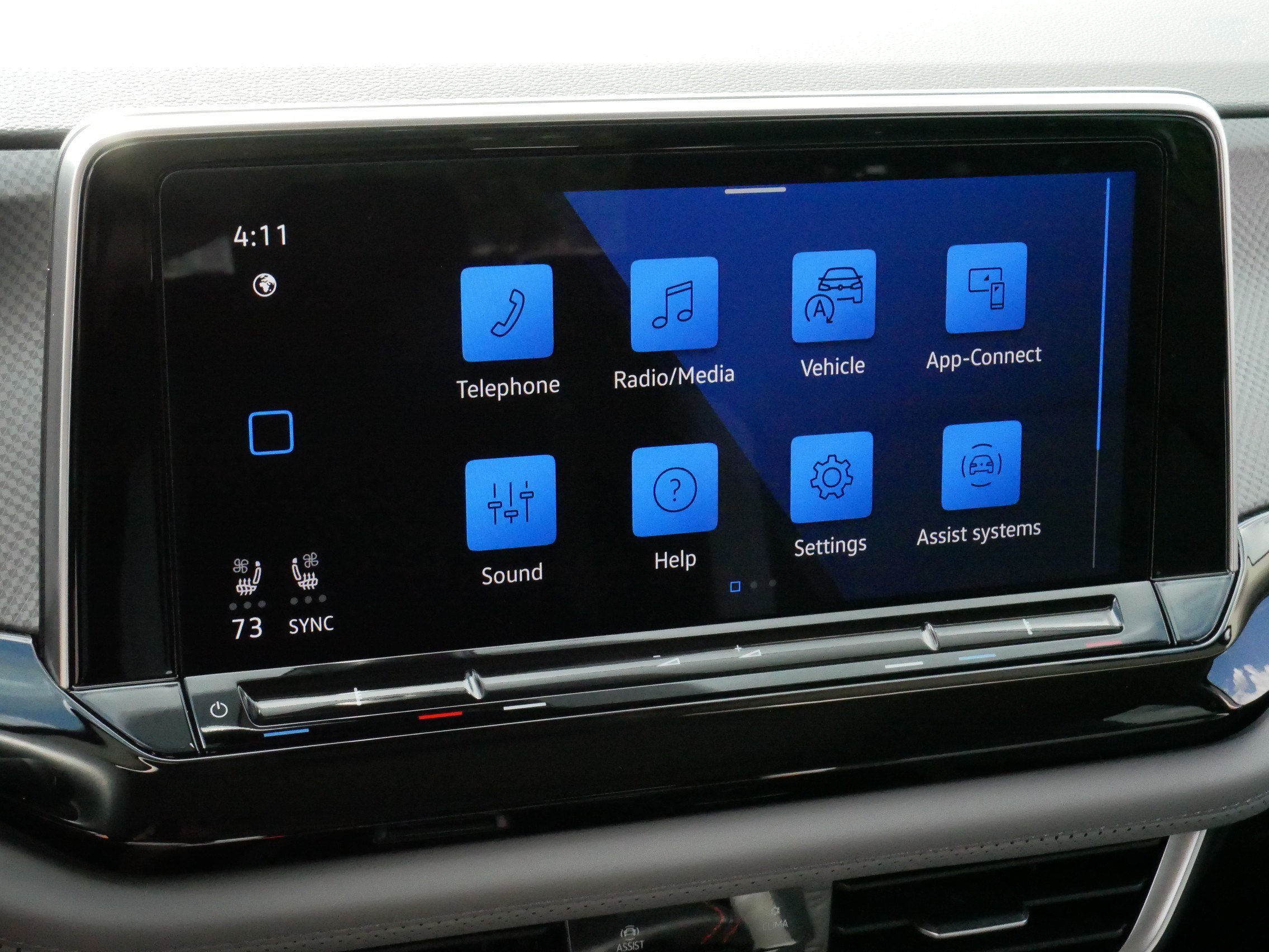 Certified 2026 Volkswagen Atlas Peak Edition AWD/4WD image 22