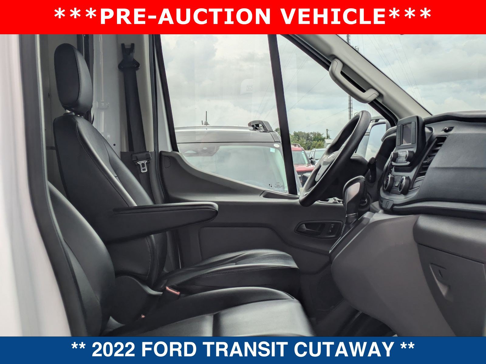 Used 2022 Ford Transit 350 w/ Exterior Upgrade Package RWD image 15