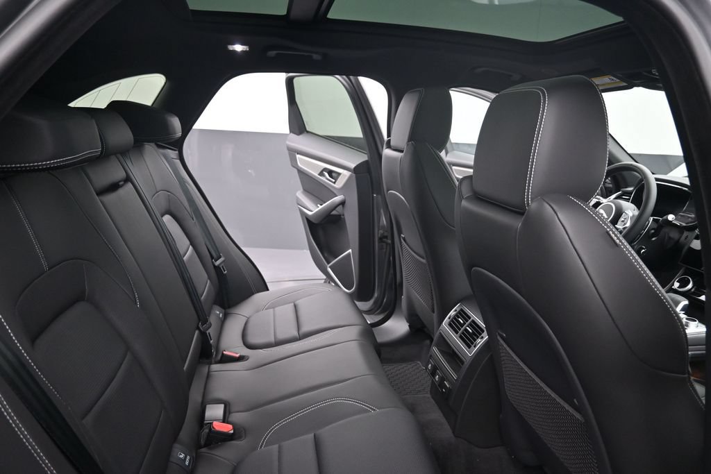 New 2026 Jaguar F-PACE R-Dynamic S AWD/4WD image 13