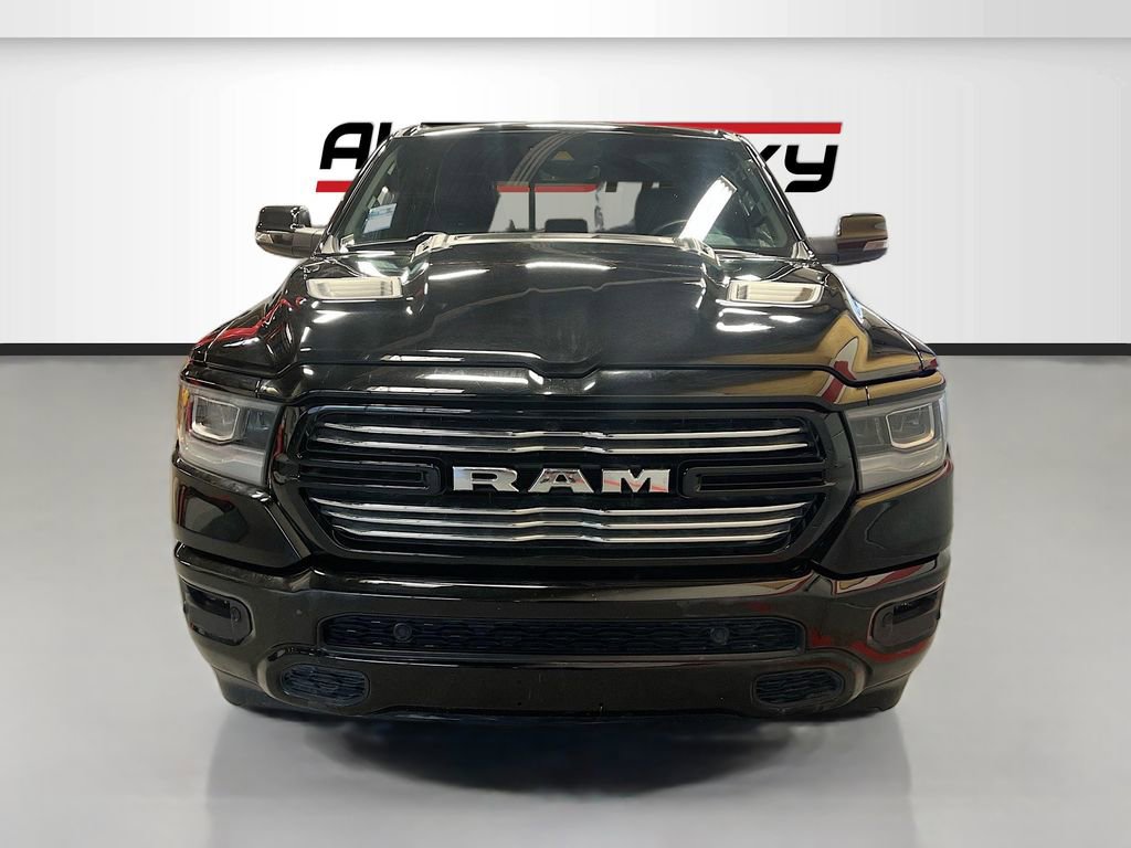 Used 2023 RAM 1500 Laramie AWD/4WD image 2