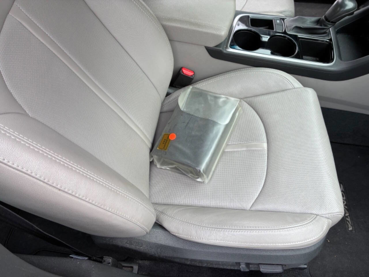 Used 2018 Hyundai Sonata Limited w/ Cargo Package image 22