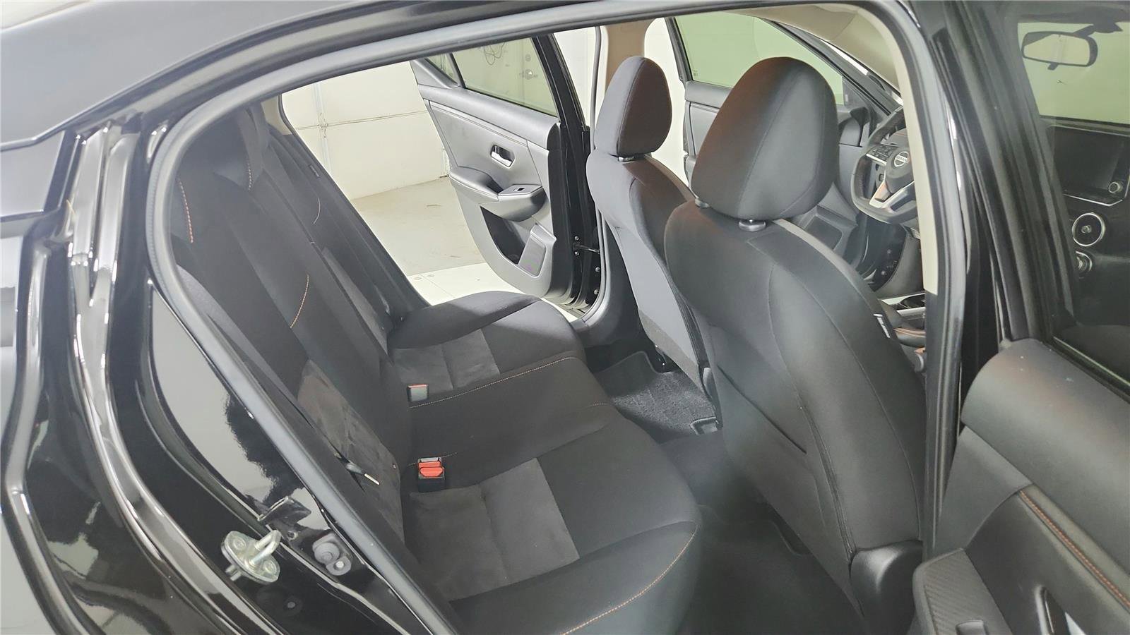 Used 2022 Nissan Sentra SR w/ Midnight Edition FWD image 19