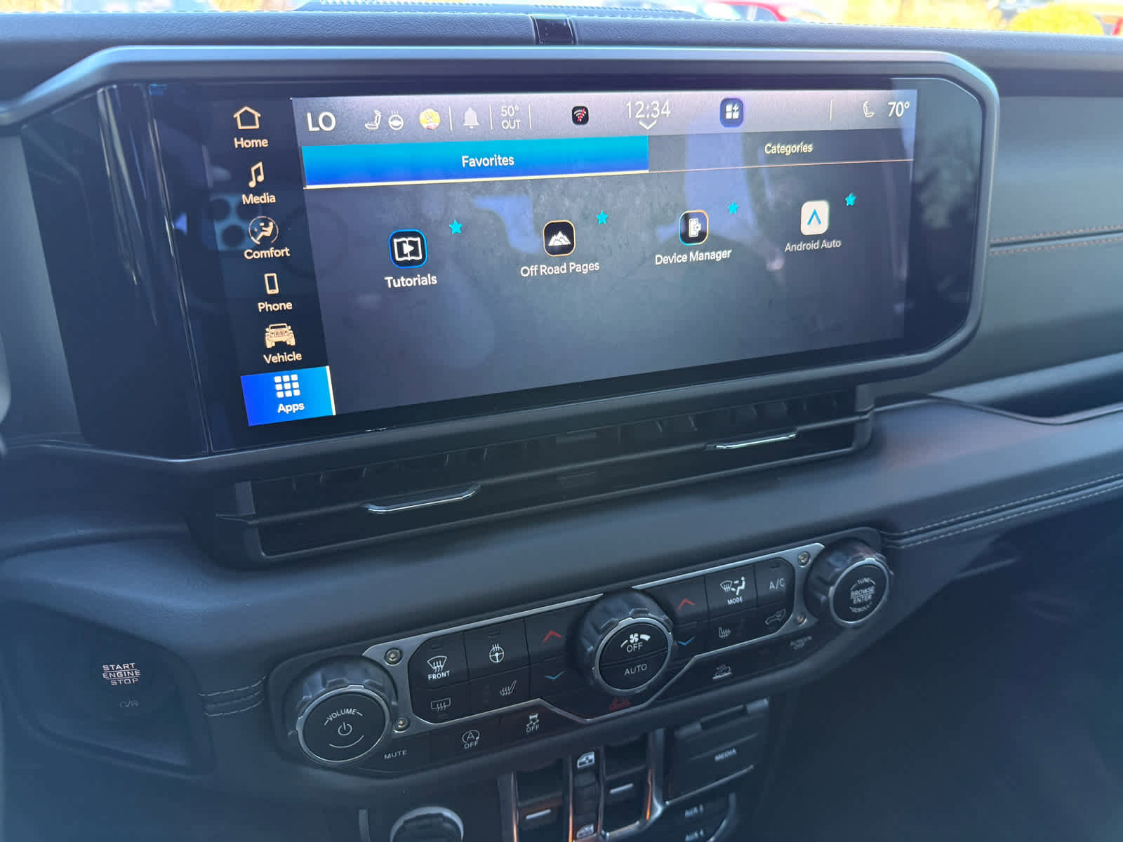 Used 2025 Jeep Gladiator Mojave w/ Convenience Group image 20