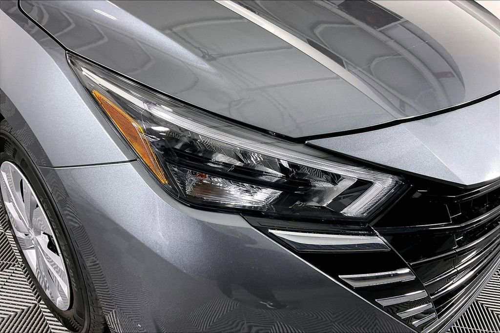 New 2025 Nissan Versa S w/ Trunk Package image 33