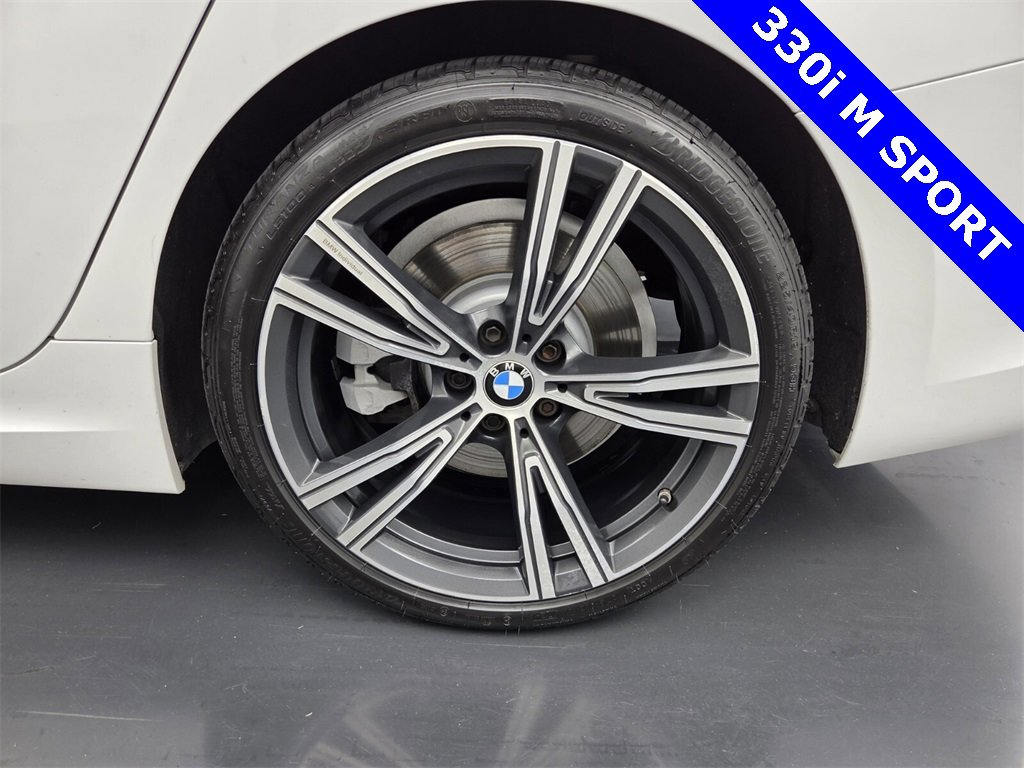 Used 2021 BMW 330i Sedan w/ M Sport Package image 26