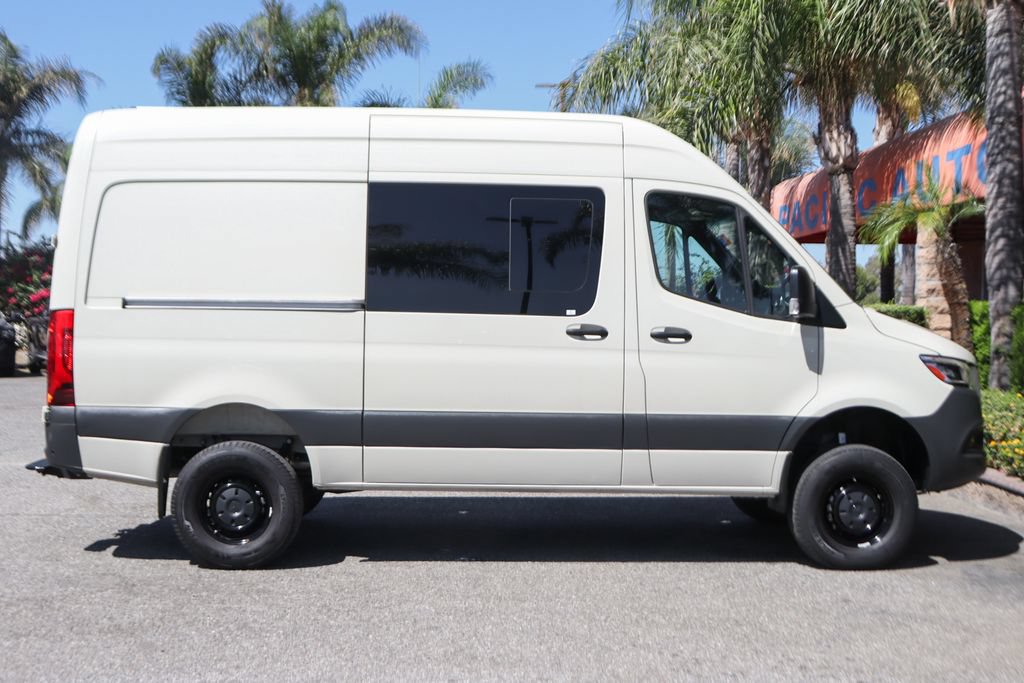 Used 2023 Mercedes-Benz Sprinter 2500 image 12
