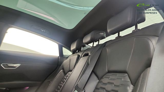 Used 2023 Audi e-tron GT Prestige w/ Prestige Package AWD/4WD image 30