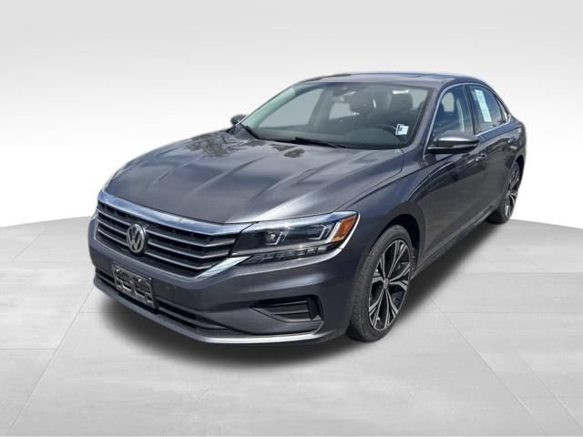 Used 2022 Volkswagen Passat 2.0T SE FWD image 1