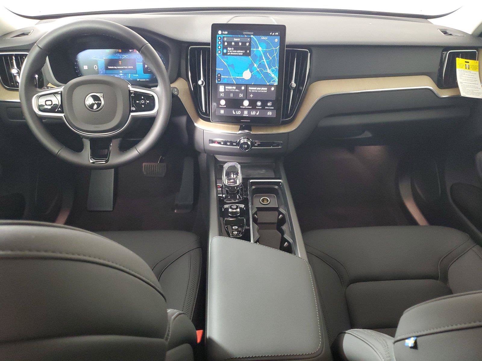 New 2026 Volvo XC60 B5 Core AWD/4WD image 15