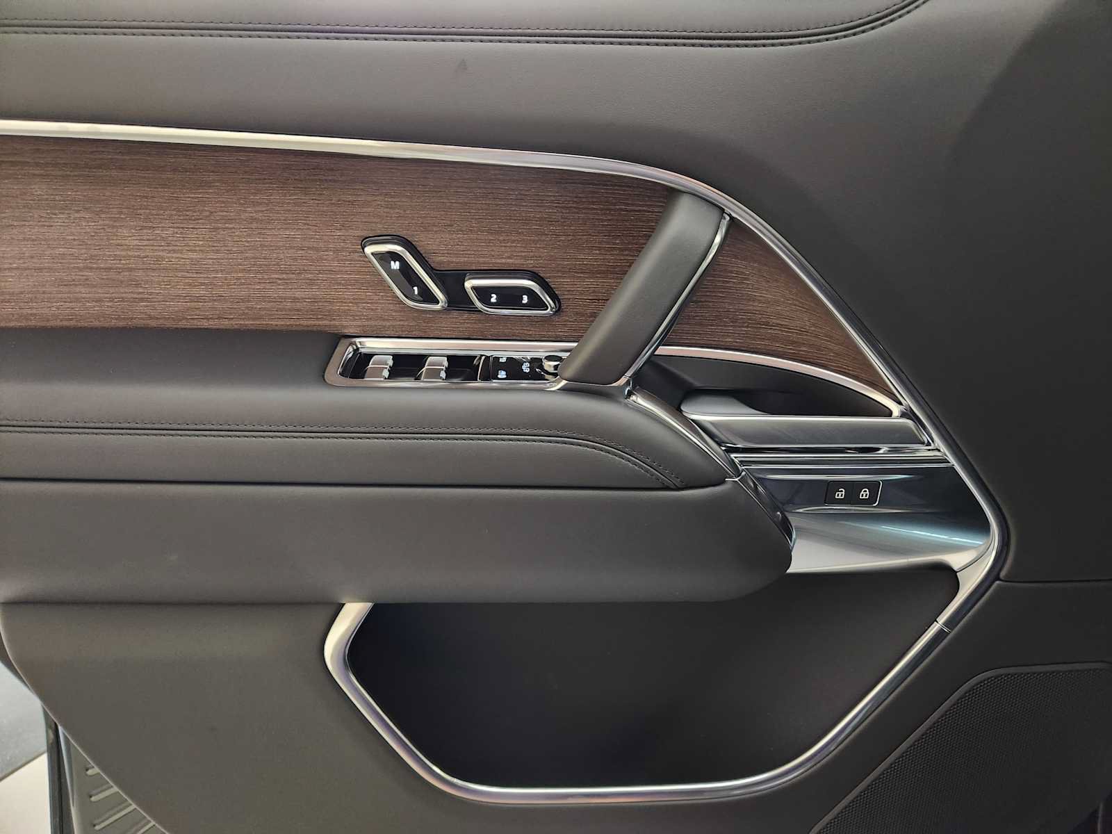New 2026 Land Rover Range Rover SE AWD/4WD image 22