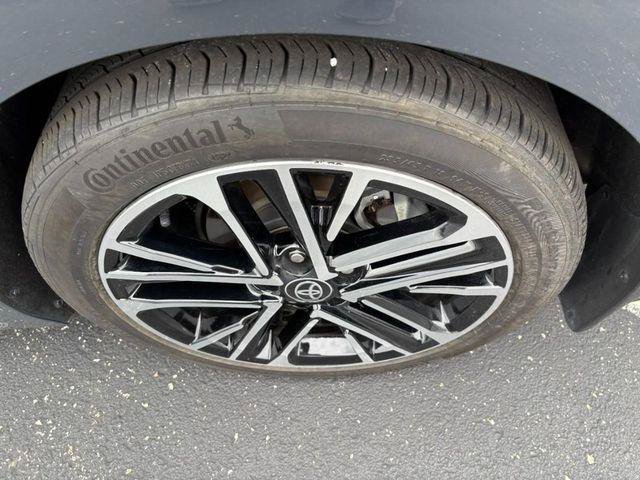Certified 2025 Toyota Camry XLE FWD image 7