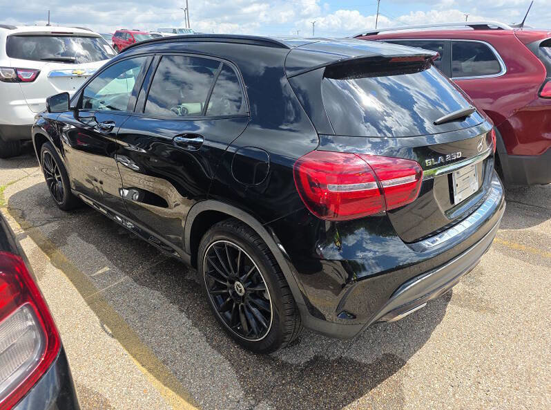 Used 2019 Mercedes-Benz GLA 250 image 4