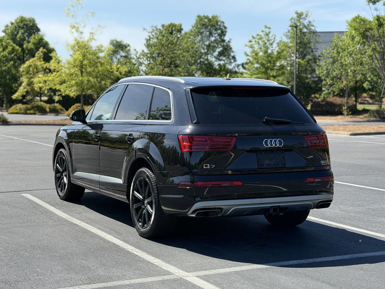 Used 2018 Audi Q7 3.0T Premium Plus w/ Premium Plus Package AWD/4WD image 6