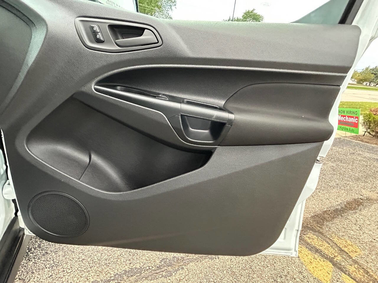 Used 2018 Ford Transit Connect XL image 35
