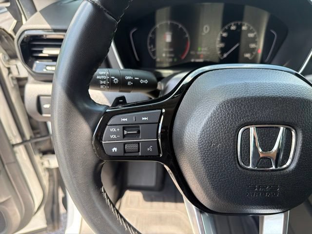 Used 2025 Honda Pilot EX-L image 24