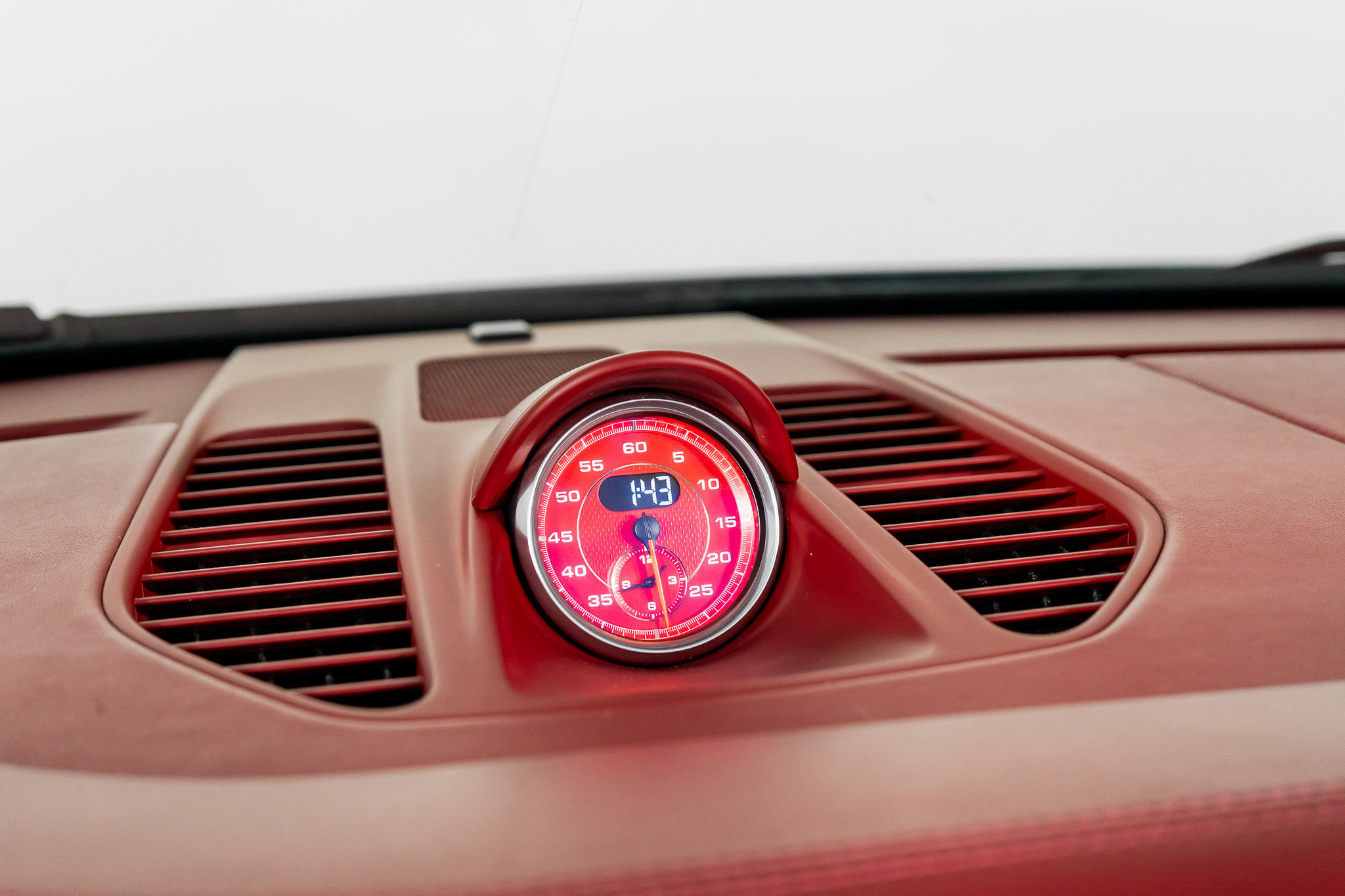 Used 2017 Porsche 911 Turbo S image 30