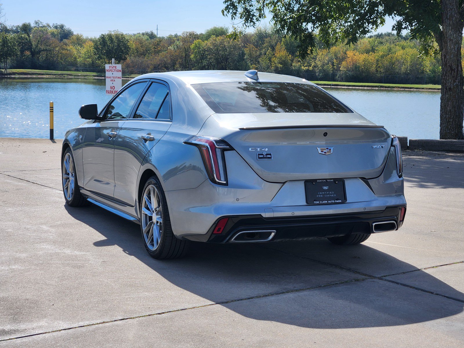 Used 2023 Cadillac CT4 Sport w/ Climate Package RWD image 4