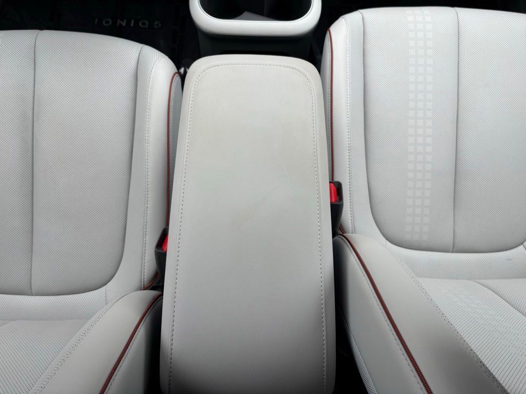 Used 2023 Hyundai Ioniq 5 Limited image 14