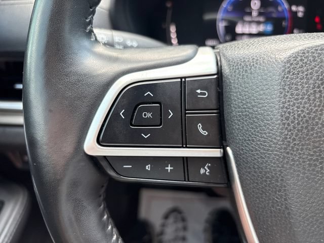 Used 2024 Toyota Grand Highlander AWD image 11