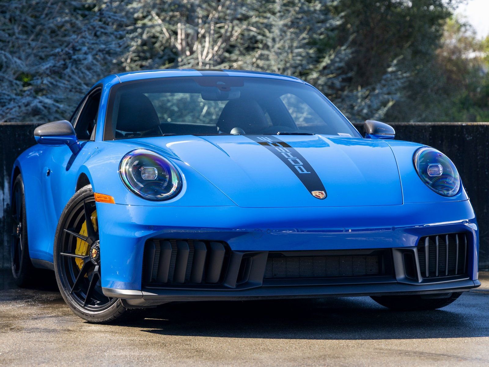 Certified 2025 Porsche 911 Carrera GTS image 6