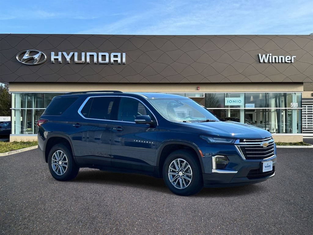 Used 2023 Chevrolet Traverse LT AWD/4WD image 6