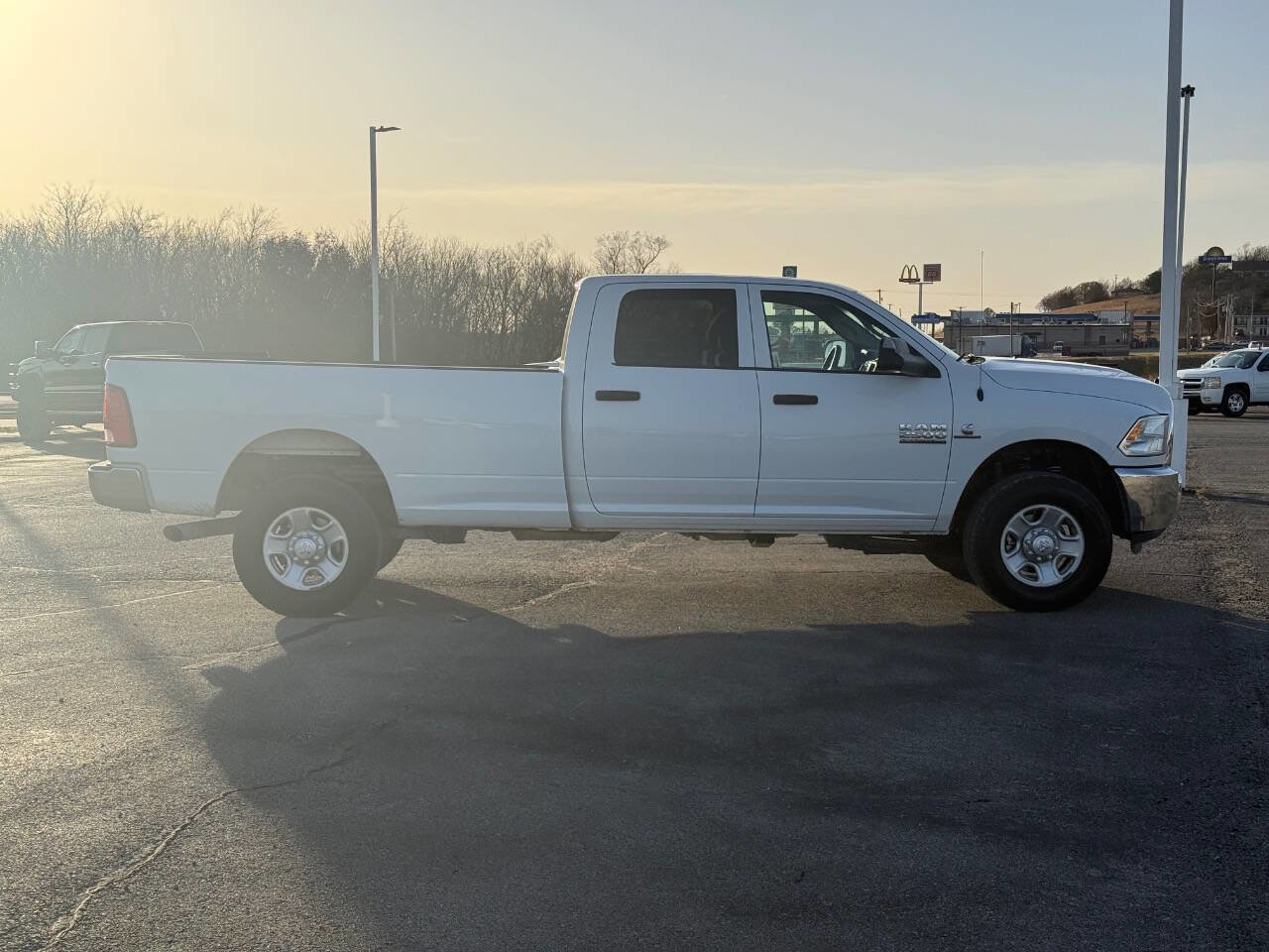 Used 2018 RAM 2500 Tradesman w/ Chrome Appearance Group image 4