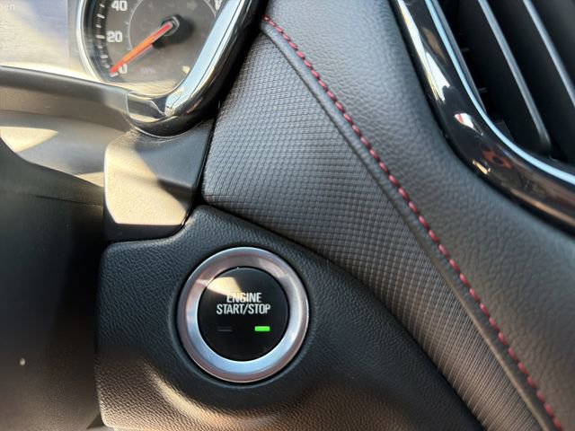 Used 2022 Chevrolet Equinox RS w/ RS Leather Package image 25