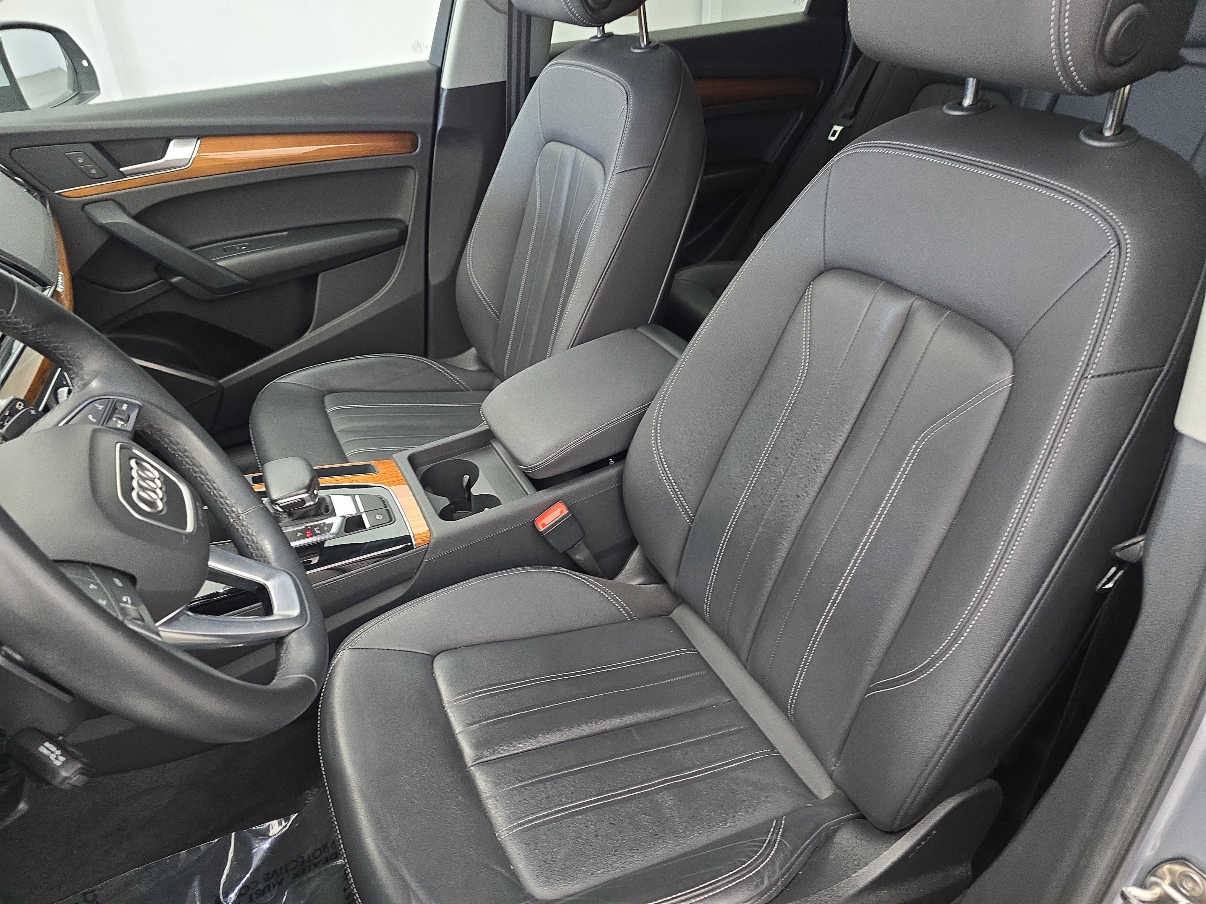 Used 2023 Audi Q5 2.0T Premium w/ Convenience Package image 15